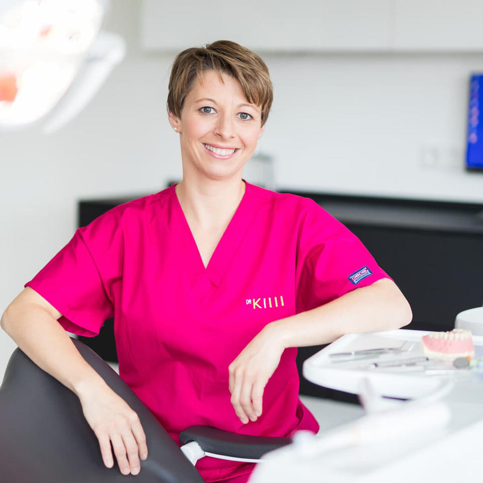 Periimplantative Behandlung